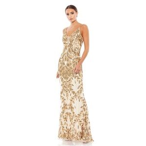 #5 Mac Duggal Women's Sequined Sleeveless Plunge Neck Trumpet Gown size 14